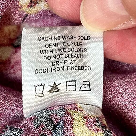 Grace & Lace Floral Wrap Blouse Small - Picture 8 of 9